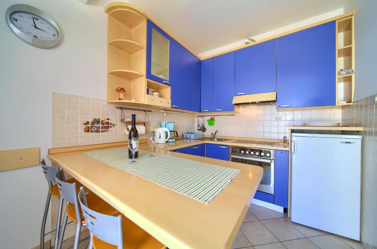Apartments Jele Malinska Zewnętrze zdjęcie