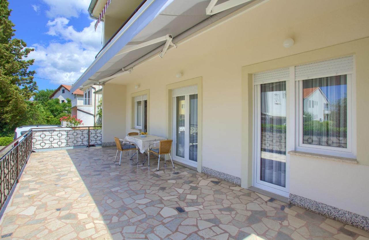 Apartments Jele Malinska Zewnętrze zdjęcie