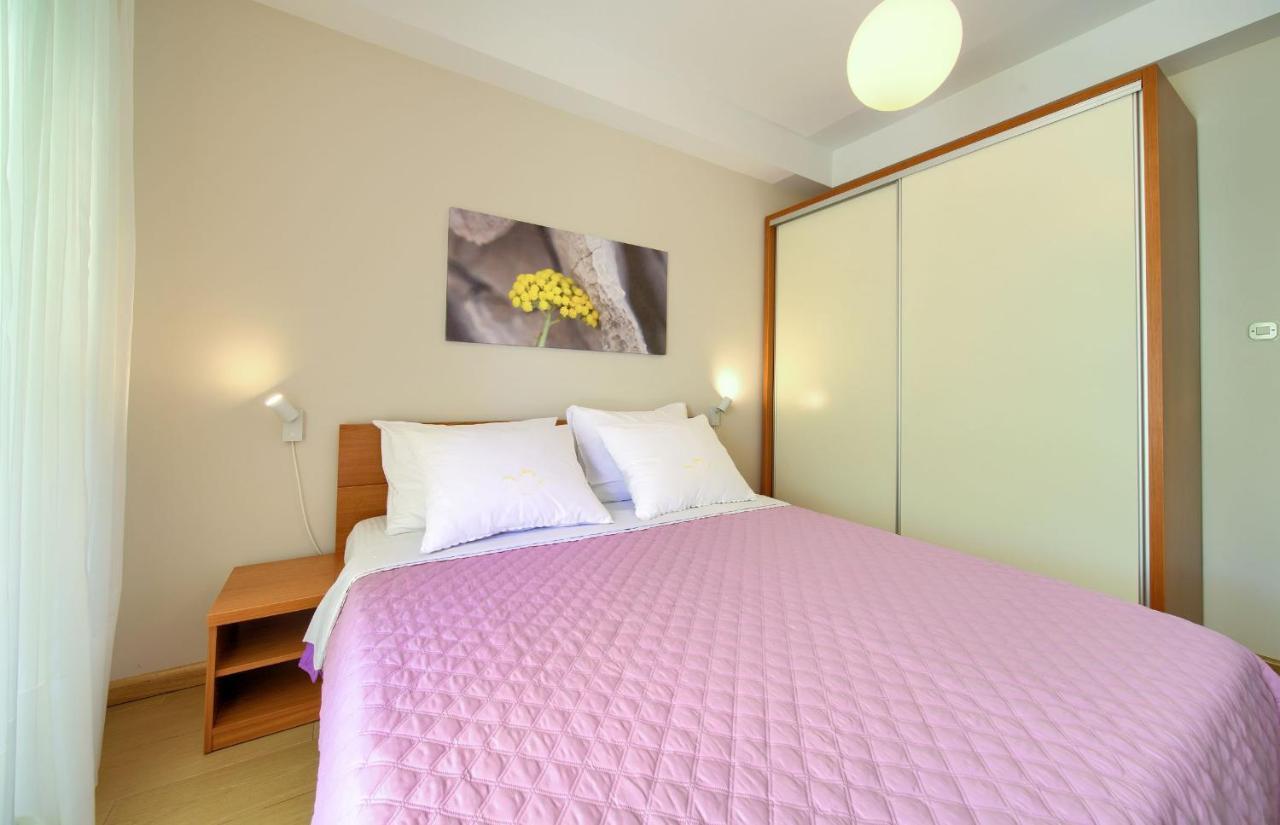 Apartments Jele Malinska Zewnętrze zdjęcie